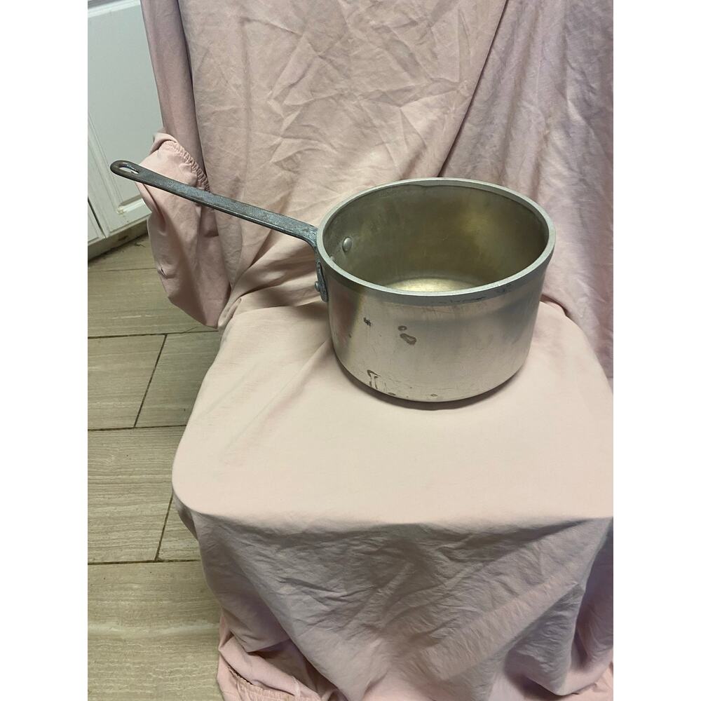 VTG 50s MCM Commercial 4109 Wear-Ever Aluminum Large 6.5 Quarts Pan Handle Pot